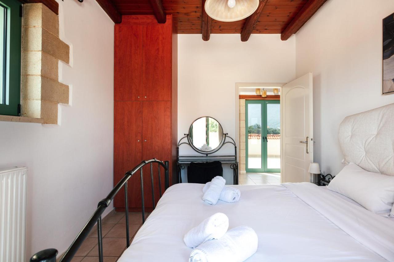 Villa Pinelopi Asproulianoi Exterior photo