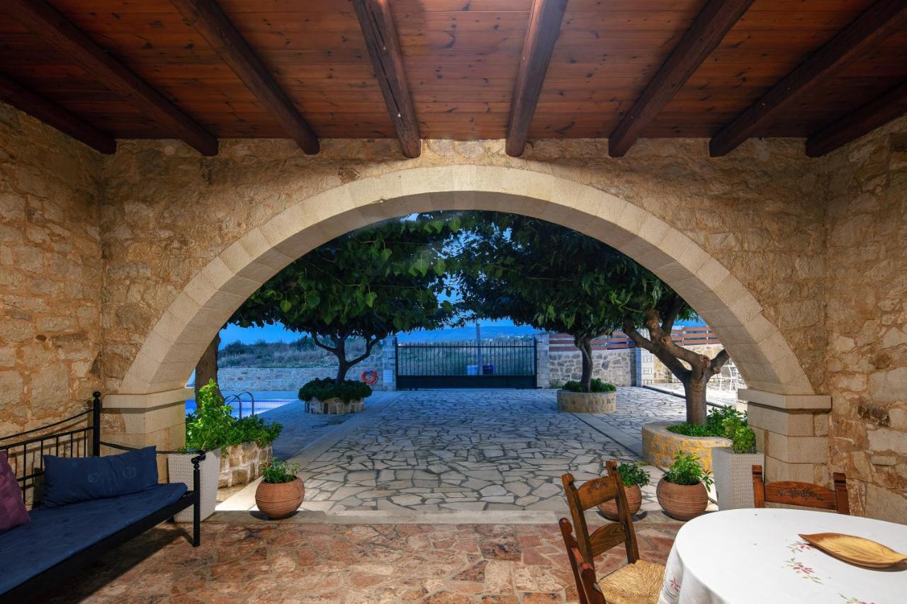 Villa Pinelopi Asproulianoi Exterior photo